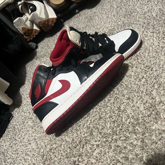 Jordan 1s red black and white